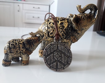 Viking shield leather necklace,Ragnar & Lagertha Lothbrok vikings shield,Norse mythology,Pagan jewelry,unique shield pendant,Viking jewelry