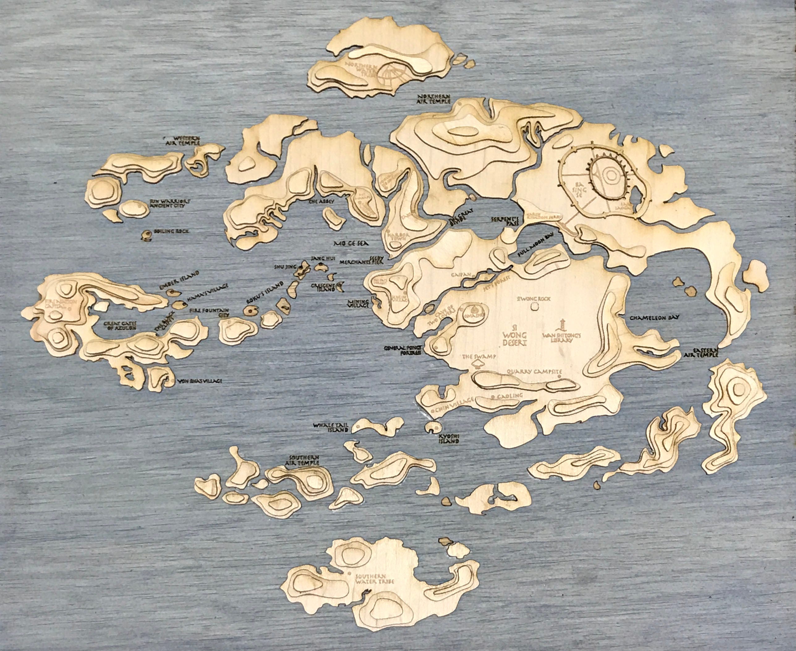 picture Mapa Avatar Aang avatar der letzte airbender laser geschnitten topographische karte der vier nationen 9in x 11in
