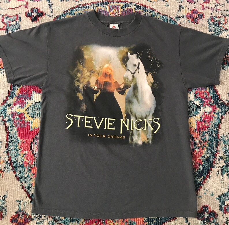 Stevie Nicks 2012 \u2018In Your Dreams\u2019 Tour Shirt Size Medium