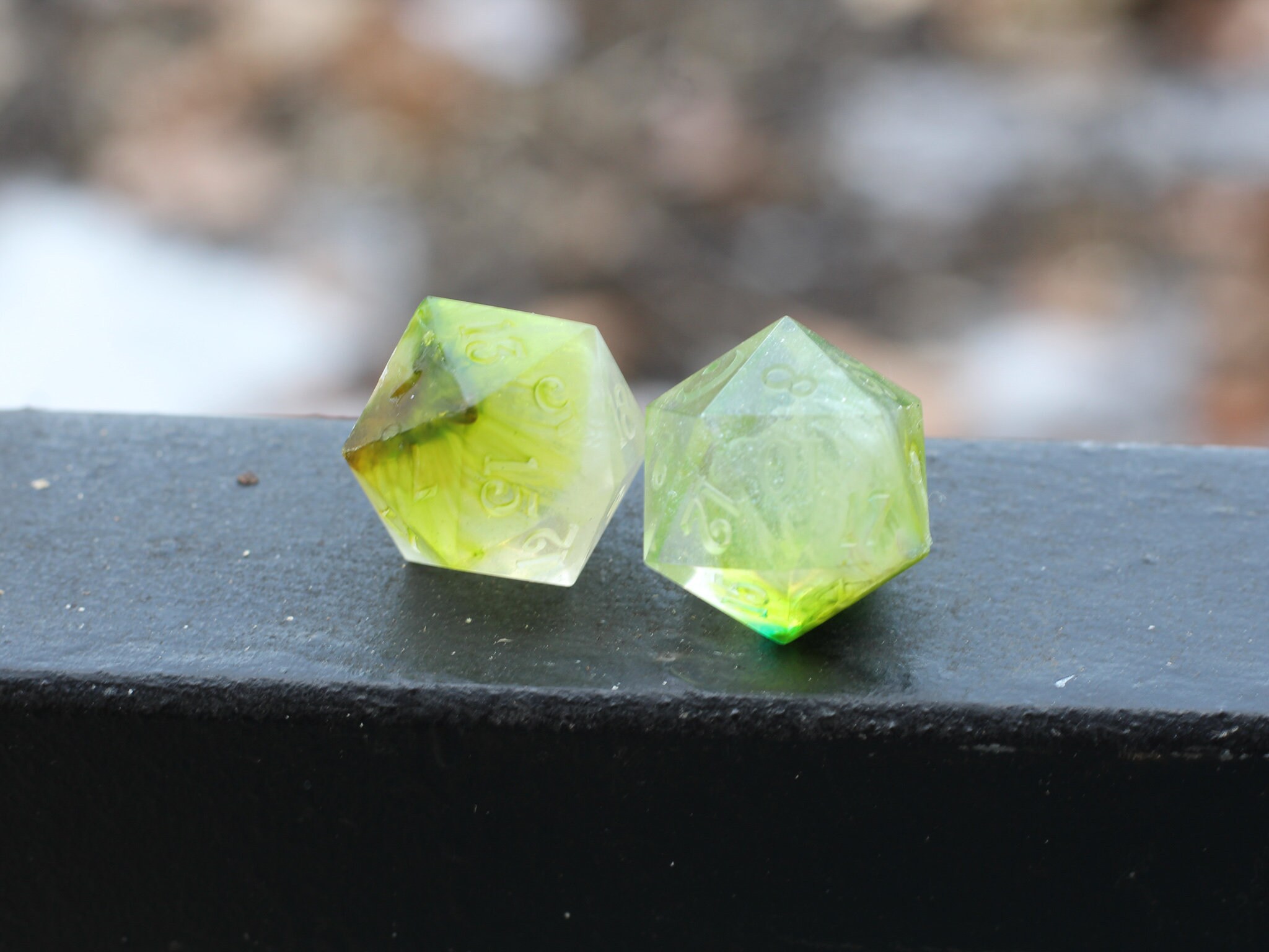 RAW Sharp Edge Dice Set for Dnd Dungeons and Dragons Polyhedral Dice