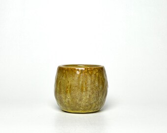 Small Glazed Natural Yellow Planter
