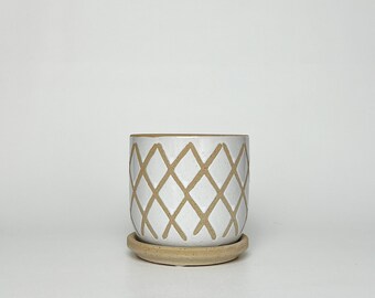 Textured Glazed Planter w/ Attached Drain Dish