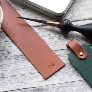 Personalized Leather Bookmark - Bespoke Bookmark Recycled Leather  lovers gift Readers gift Unique Gift Gift for him,Gift for her handmade