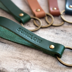 Leather Keychain Personalized, Keyfob gift for him, FULL GRAIN Leather Key Ring, Personalized | 100% HANDMADE