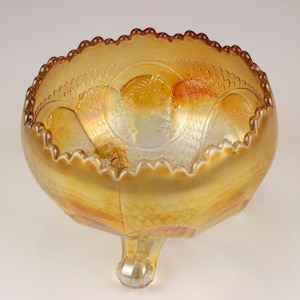 Fenton Horse Medallion Rose Bowl, Marigold