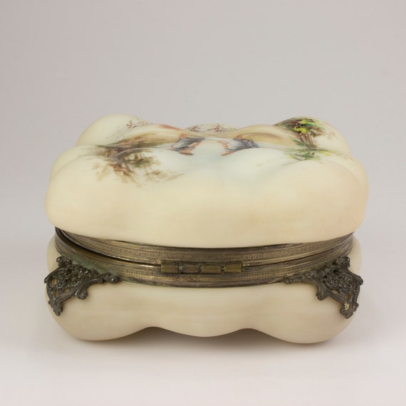 C F Monroe Wave Crest Egg Crate Large Dresser Box… - image 5