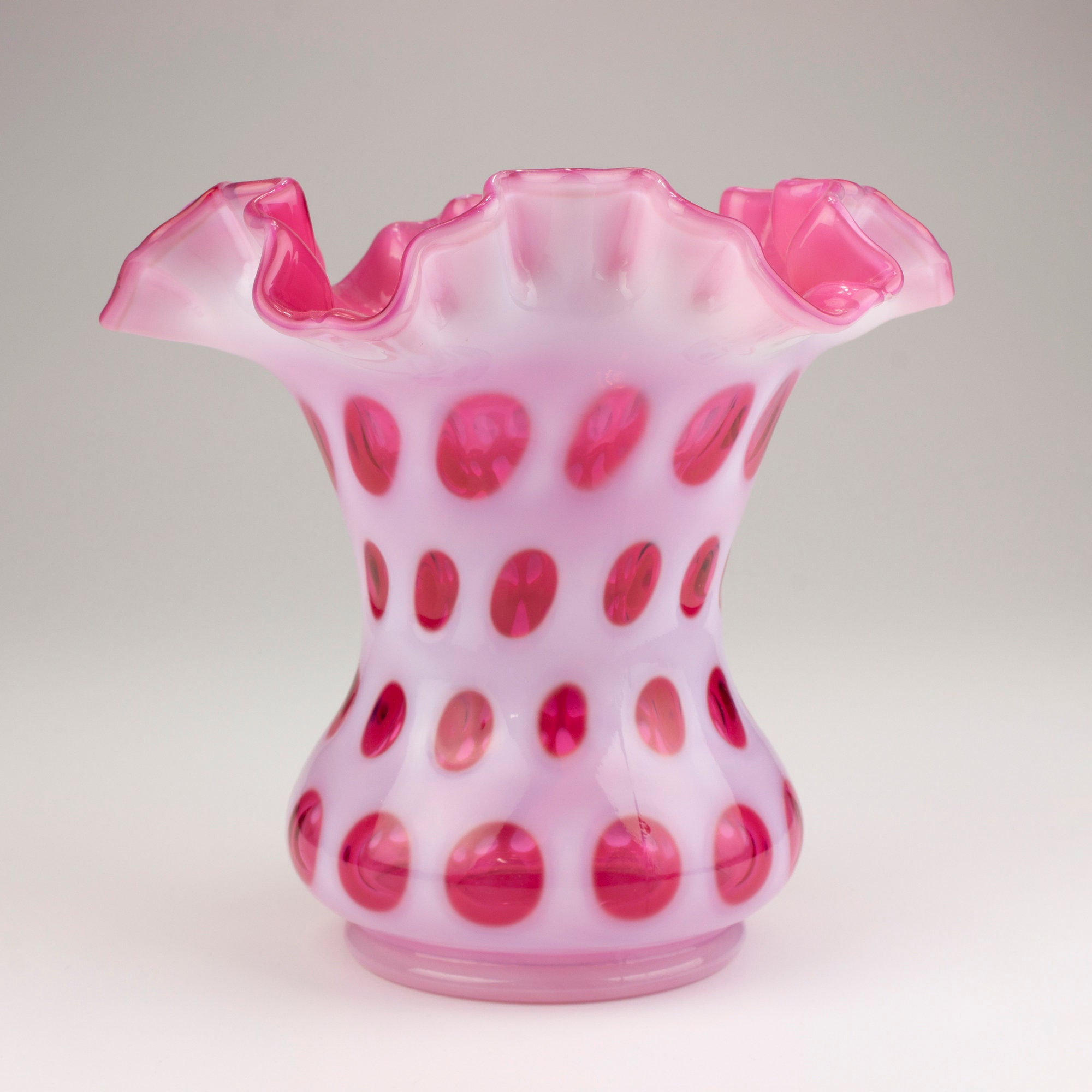 専用 フェントン/Fenton U.S.A. クランベリーピンク コインドット Fenton Coin Dot Ruffled Vase, Shape 1925 6