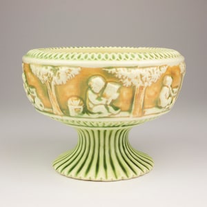 Roseville Pottery Donatello Footed Bowl/Compote, Shape 231-4, Cream/Green/Tan