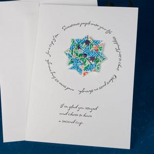 Cartão de felicitações de origami Poesia decola