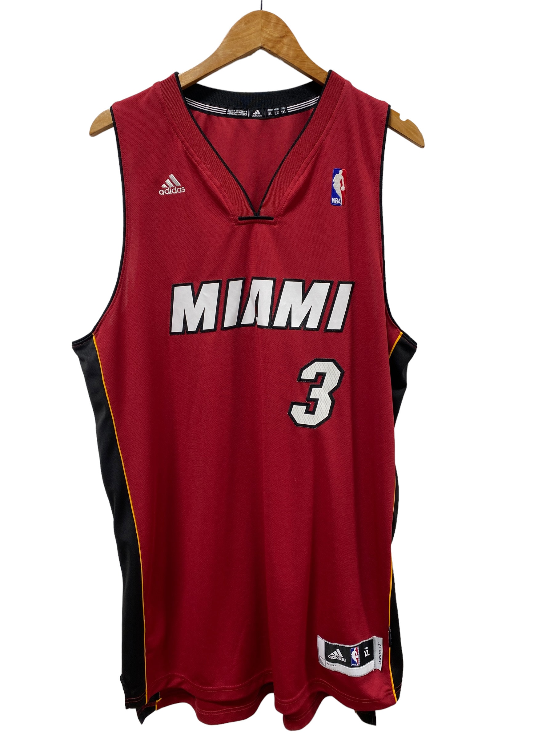 Adidas Ray Allen #34 Miami Heat NBA Black Jersey (XL) and shorts