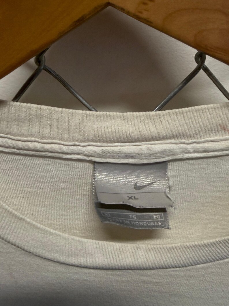 Vintage Y2K Nike Futura Swoosh Logo Graphic Tee Size XL image 2
