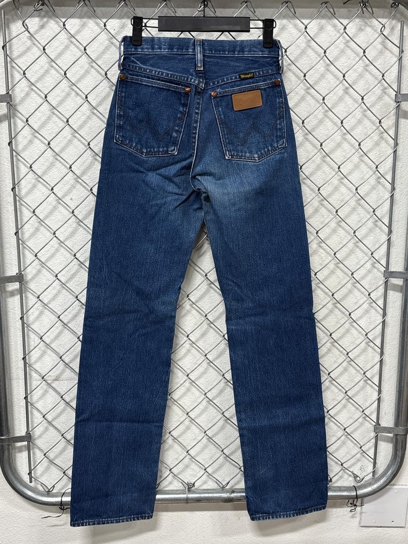 Vintage 90's Wrangler Women's Blue Denim Western Jeans Size 24x32 image 2