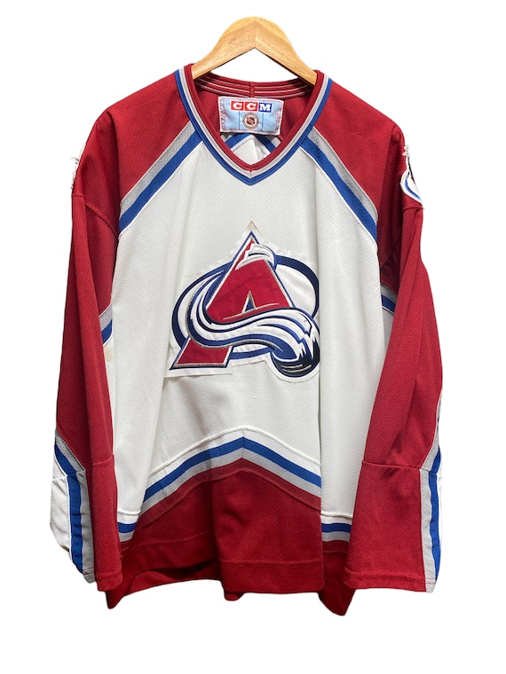 Colorado Avalanche NHL CCM Vintage NWT Youth Hockey Jersey