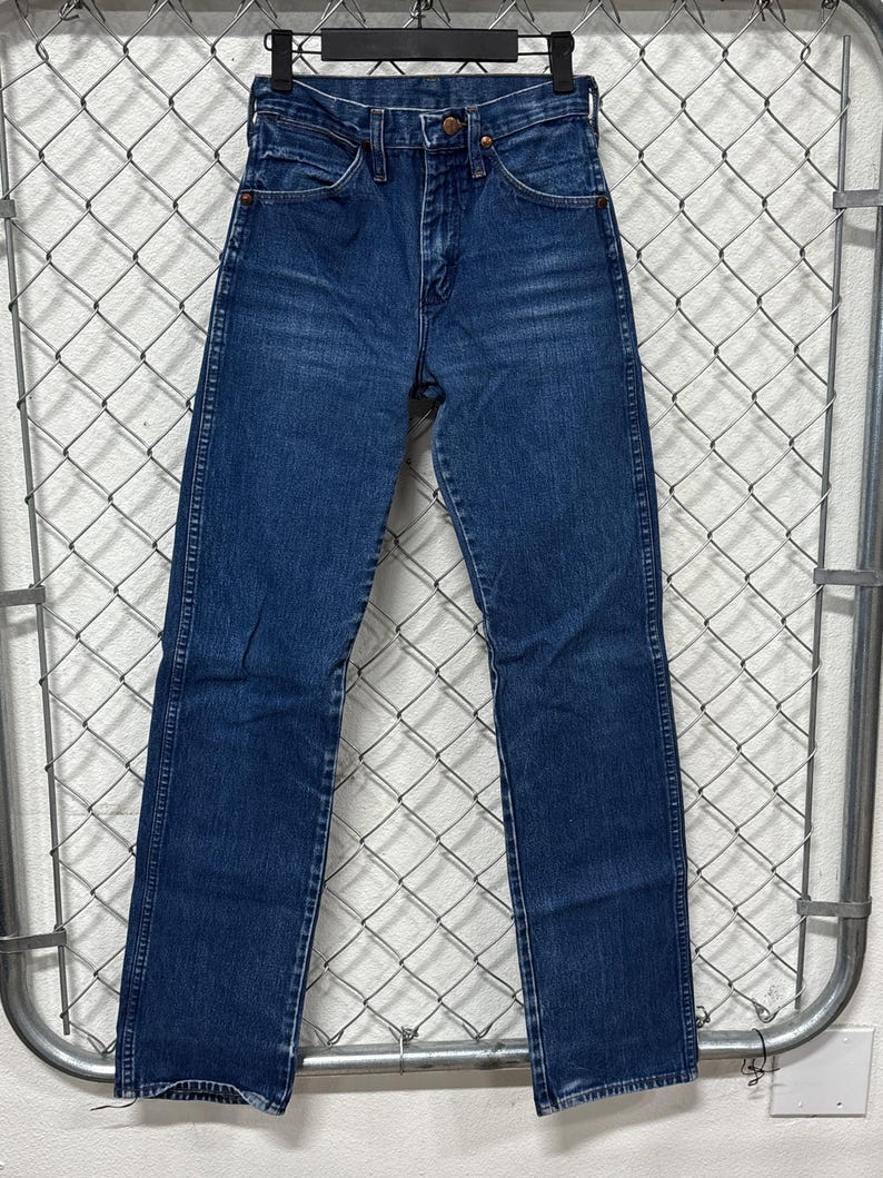 Vintage 90's Wrangler Women's Blue Denim Western Jeans Size 24x32 image 1
