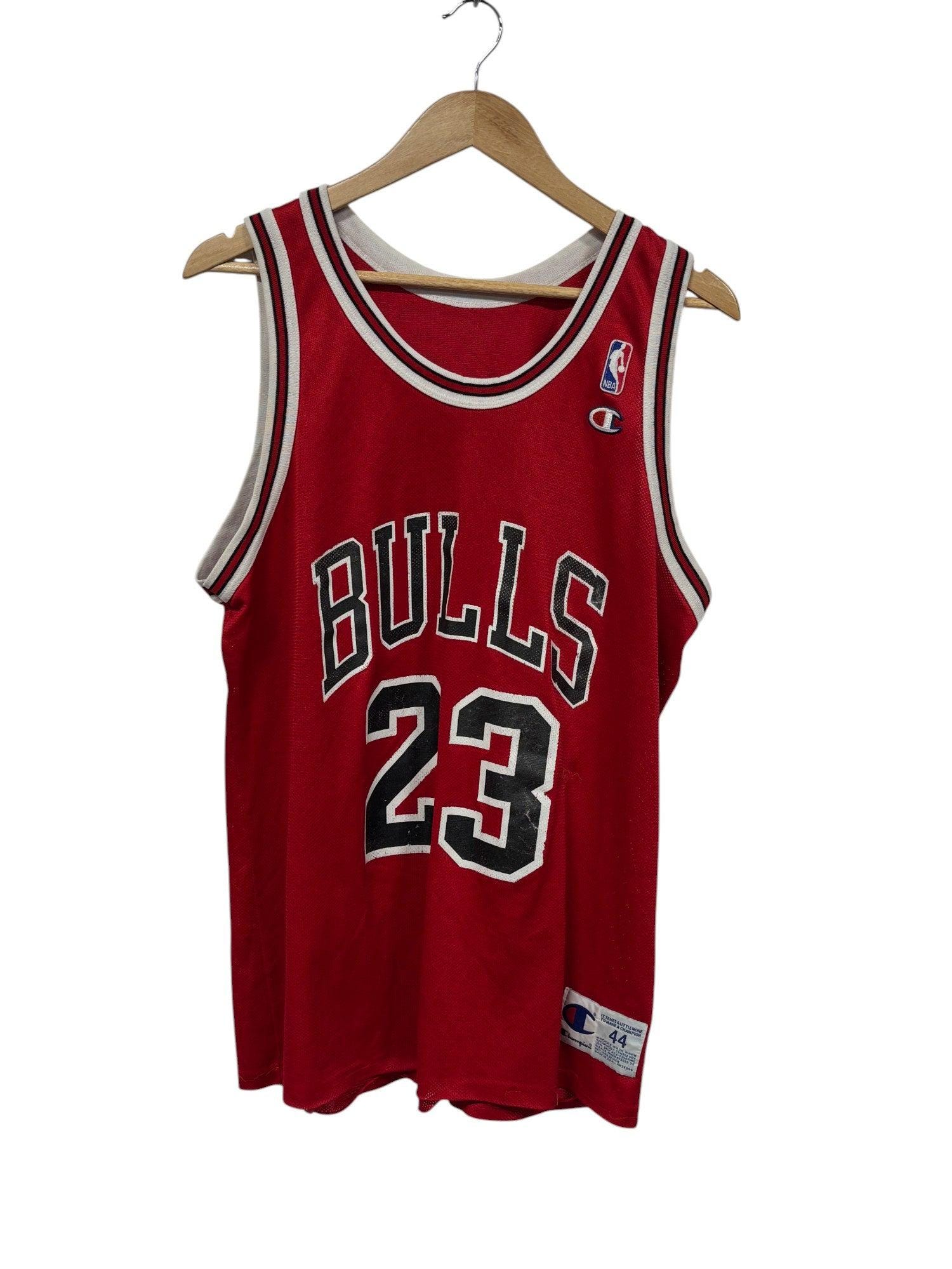 Champion - champion 90’s NBA BULLS JORDAN Vintage 90's Champion Chicago Bulls Michael Jordan Jersey