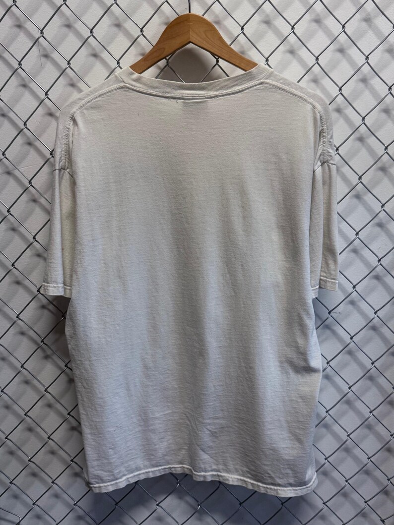 Vintage Y2K Nike Futura Swoosh Logo Graphic Tee Size XL image 3