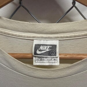 Vintage 90er Jahre Nike Swoosh Spellout Big Logo Graphic Tee Size Large Bild 2