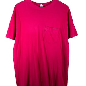 Vintage 90&#39;s Fruit of the Loom Blank Red Pocket Tee Size XL