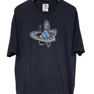 Vintage 90&#39;s Adidas Classic Logo Graphic Tee Size Large