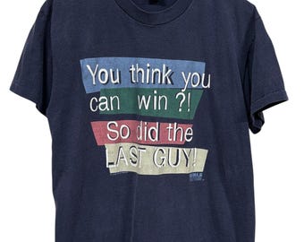 Vintage 90er Jahre Mädchen mit Einstellung denken, dass Sie Grafik-T-Shirt Größe groß gewinnen können