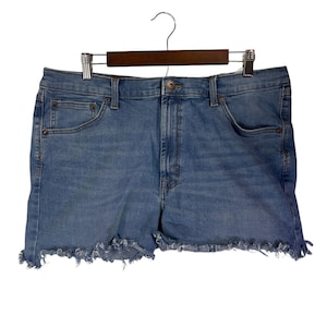Wrangler Relaxed Fit Cutoff Denim Shorts Size 38