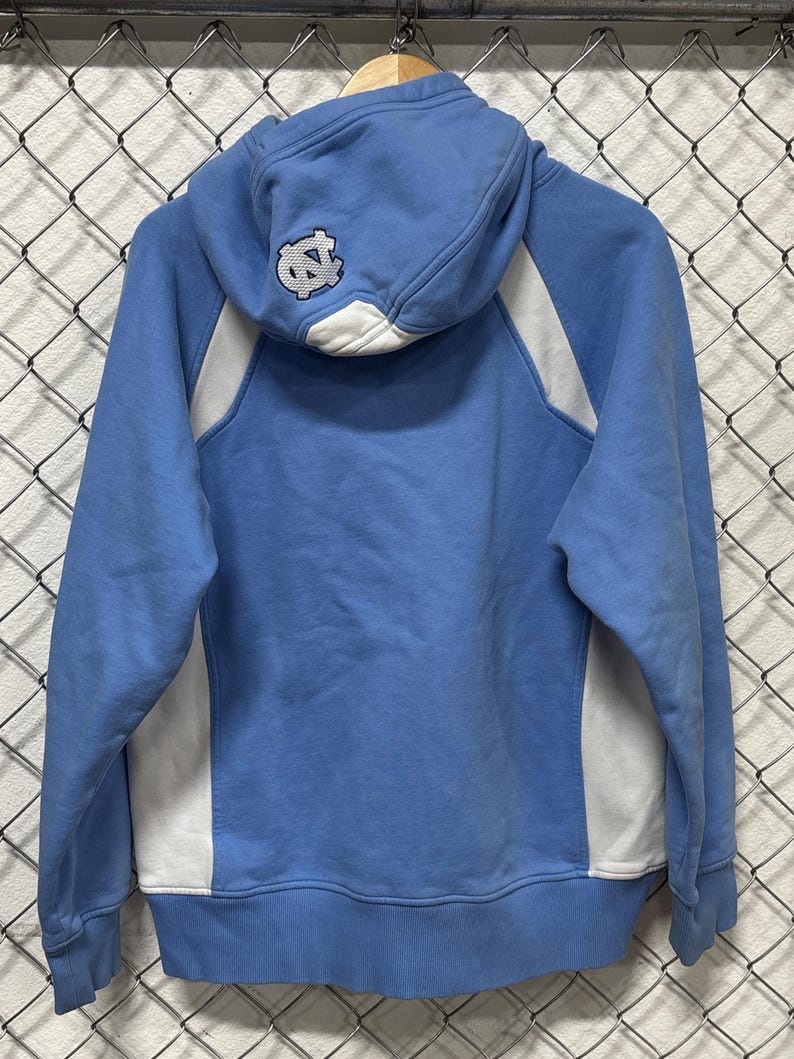 Vintage Y2K Nike North Carolina Tar Heels Center Swoosh Hoodie Größe S Bild 3