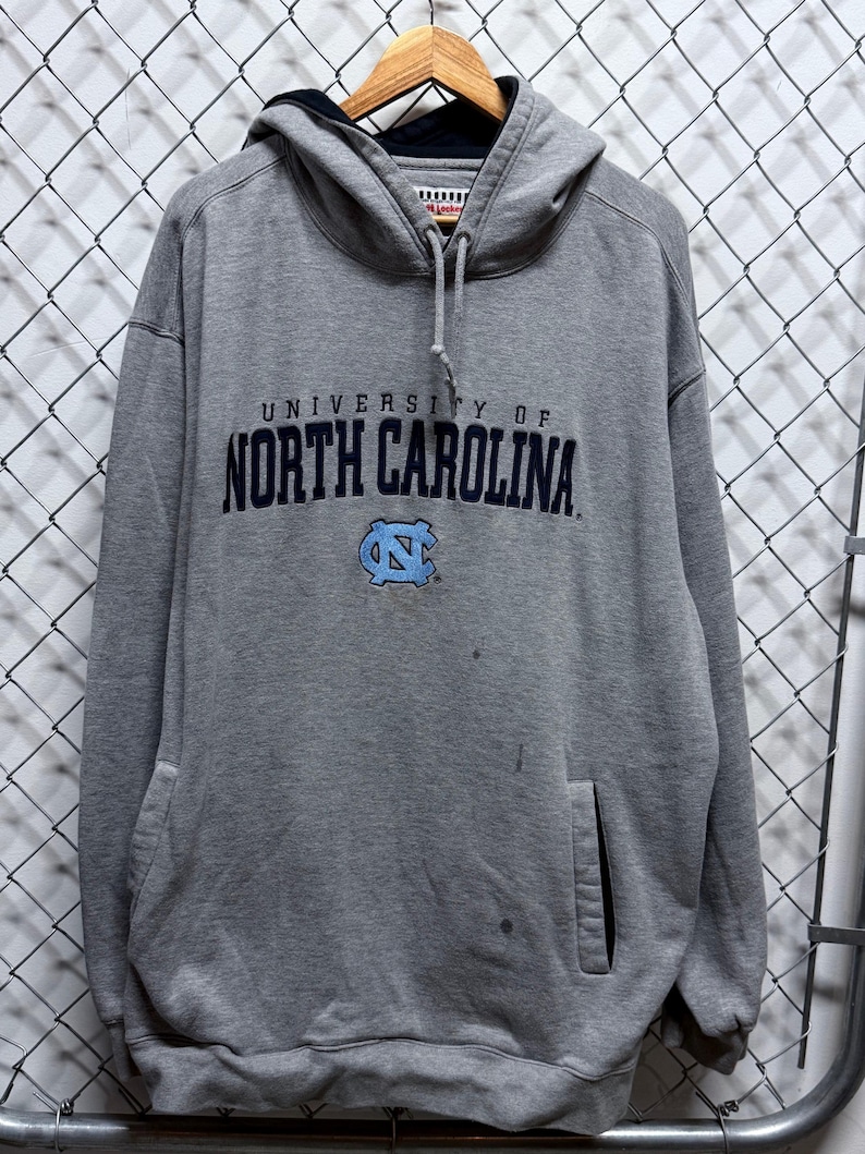 Vintage Y2K North Carolina Tar Heels Hoodie Size XXL image 1
