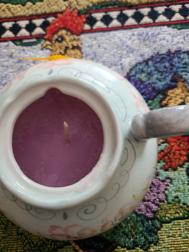 with love fragrance Made by Mimi Country Glows muave color wax Tea Pot candle