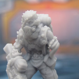 Alien Zombie Mutant w/ One Arm and Mask Mini Miniature Figure 3D Printed Model 28/32mm Scale Sci Fi Science Fiction RPG Tabletop Gaming image 6