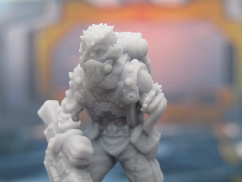 Alien Zombie Mutant w/ One Arm and Mask Mini Miniature Figure 3D Printed Model 28/32mm Scale Sci Fi Science Fiction RPG Tabletop Gaming image 6