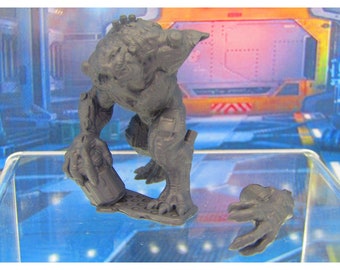 Space Behemoth Spaceship Monster Mini Miniature Figure 3D Printed Model 28/32mm Scale RPG Sci Fi Fantasy Tabletop Gaming