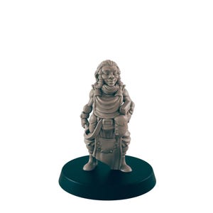 Dwarf Mini | Dwarven Female Blacksmith | Dungeons and Dragons NPC Figure | Pathfinder DnD Wargaming RPG Character | 32mm Scale Model