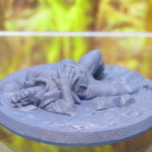Writhing Sick Adventurer Traveler Townsfolk Miniature Figure 3D Printed Model 28/32mm Scale Fantasy RPG Tabletop Gaming Dungeons & Dragons