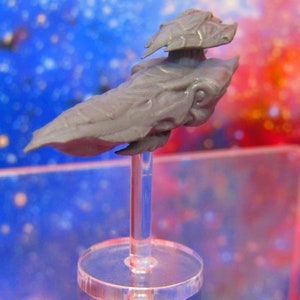 Tenodera Large Heavy Freighter The Hive Tier 11 Starfinder Fleet Scale Starship Mini Miniature Spaceship Piece + Flight Stand w/ Rod