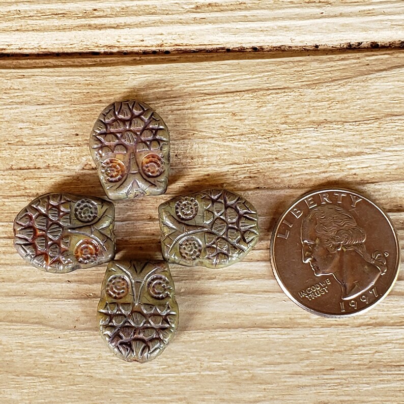 0924 4 pieces Pressed Premium Horned Owl 18x15mm Czech Glass Beads Avocado with Picasso Finish