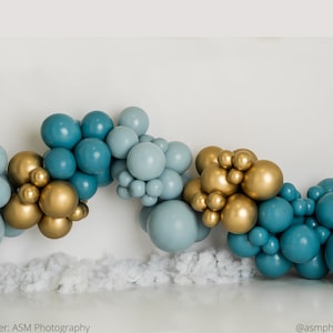 Milky Way Balloon Garland Kit / Over The Moon Baby Shower, Twinkle Twinkle Little Star Theme, Gold Moon and Star Party, Space Decorations