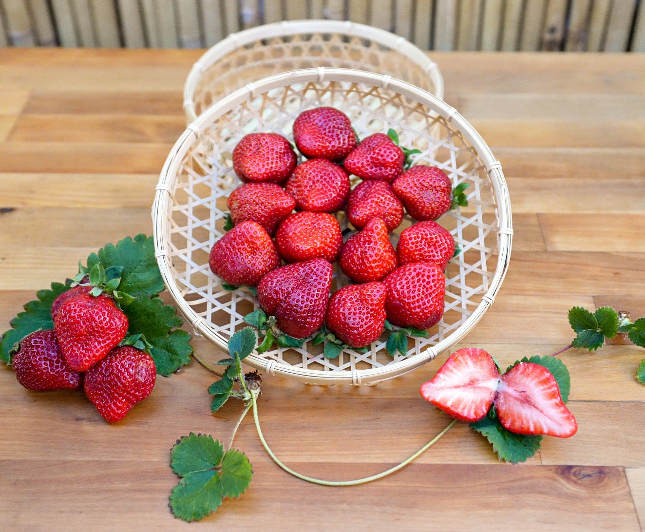 Momo Ichigo Strawberries - Etsy