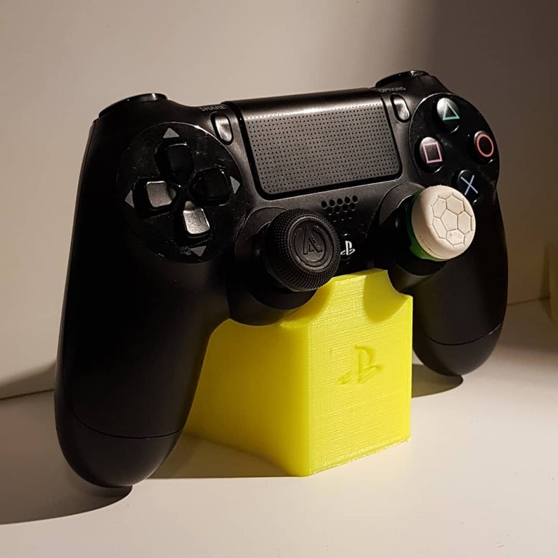 3D Printed PS4 Controller Stand Custom PS4 Controller Stand custom Play