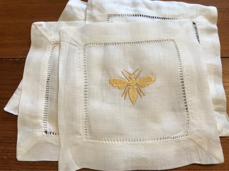 Linen Napkins Ready to Ship Bumble Bee Embroidered Cocktail Napkins Hostess Gift Cocktail Napkins Coasters 4 Pack Wedding Gift