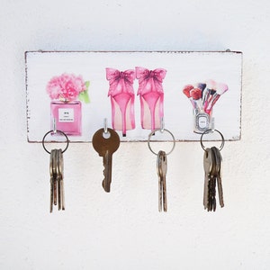 Pink key holder for wall, Girl Gift, Entryway Organizer, jewelry holder wall, jewelry organizer