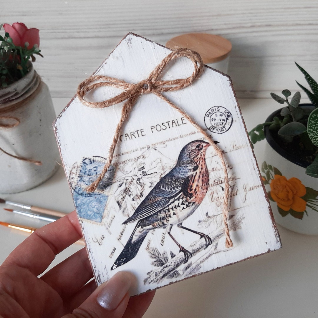 Bird Farmhouse Sign: Rustic Wood Block Decor (3.9