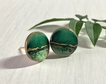 Stud earrings green and gold landscape design 1.2 cm diameter