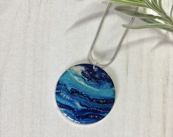 Pendant 3.2 cm diameter blue and silver ocean design
