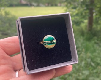 Adjustable Ring green and gold landscape design