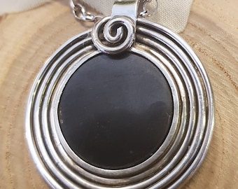 Shungite designer pendant in silver "Spiral"