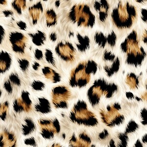 Könnte beinhalten: Ein Textilmuster mit einem realistischen Leopardenmuster und einer dichten, fellartigen Textur. Die Oberfläche zeigt eine wiederkehrende Anordnung von schwarzen, unregelmäßigen Flecken und Rosetten auf einem cremeweißen und goldbraunen Hintergrund.