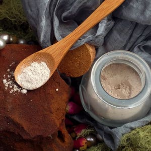 Gaia&#39;s Kiss Botanical Powder, Organic Rose Powder, Pearl Powder, Silk Powder, Botanical Primer, Nourishing Face Treatment