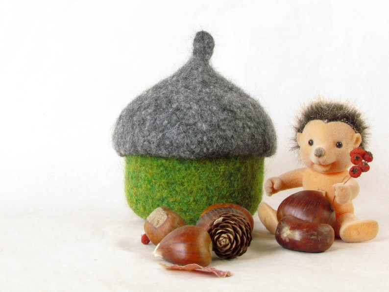 Acorn fairy house Nature table, waldorf decoration, imaginative play, woodland house, natural toy, Waldorf Child, wool felt gnome house image 1