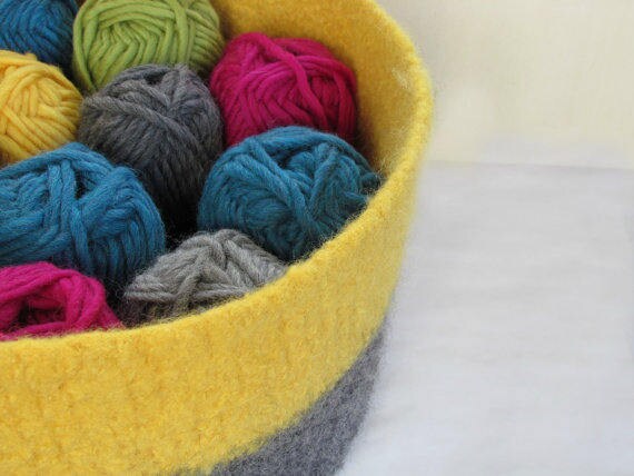 Grand Bol en Laine Feutré, Géant Bio Écologique/Une Pièce de Déclaration Jaune Moutarde et Gris Choi