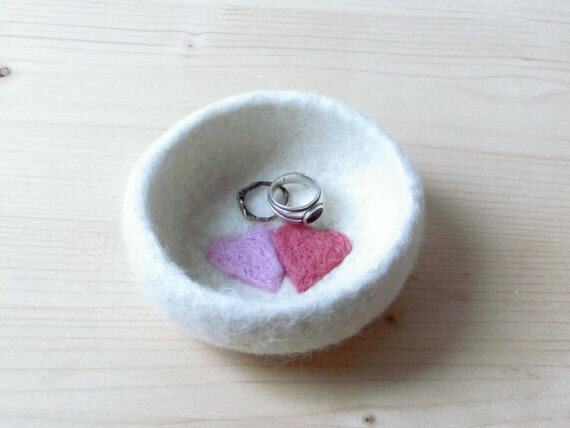 Plat de Bague - Plat d'anneau Cœur Bol à Bijoux Faveur Mariage Écologique Porteur en Feutre Cadeau S